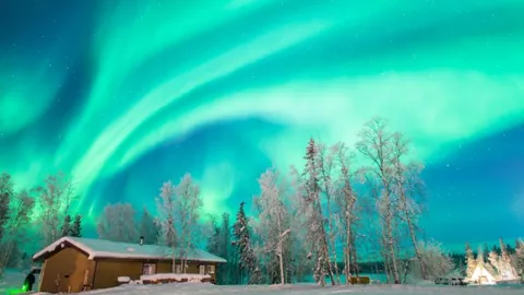 雷霆忍痛舍弃性侵疑云球员，意外以最不熟练手段击败湖人