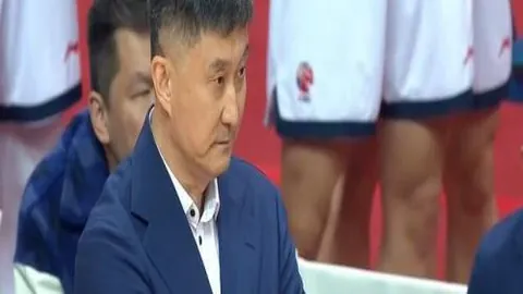 《澳超风云变幻：4胜3负，信号灯频闪，不容错过的精彩盘点！》